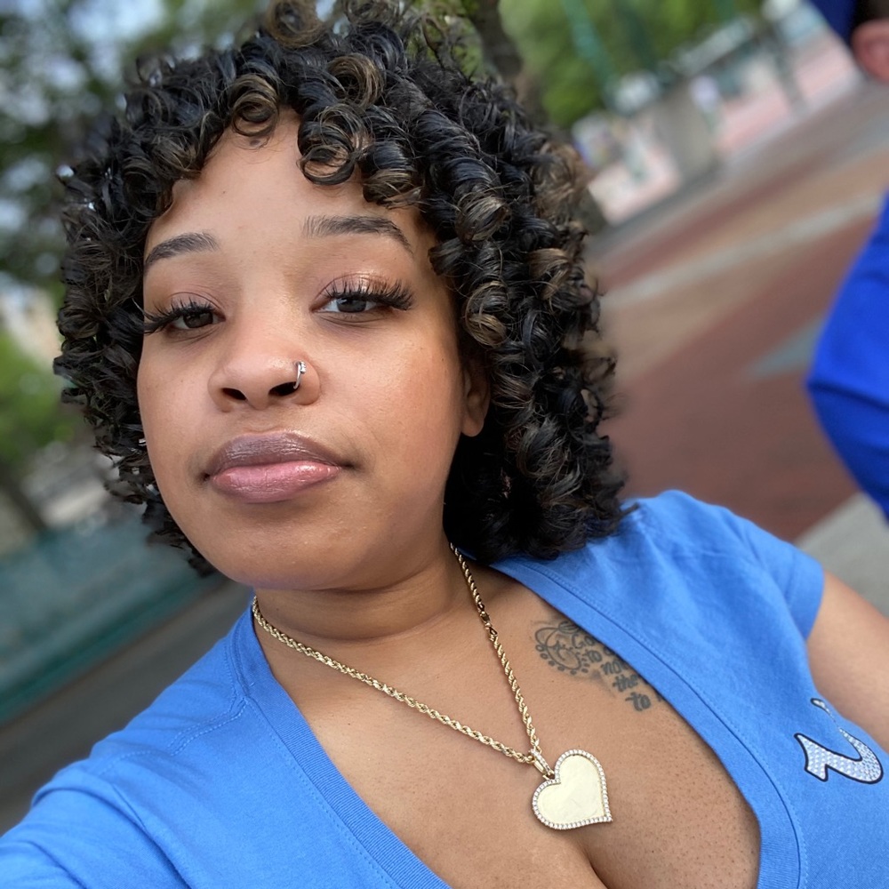 Meet your Posher, Alisha